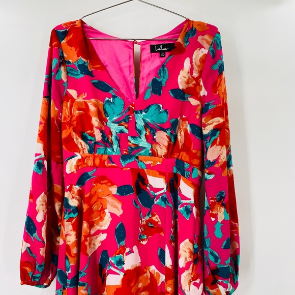 Floral Maxi Dress - Picture 3 of 12